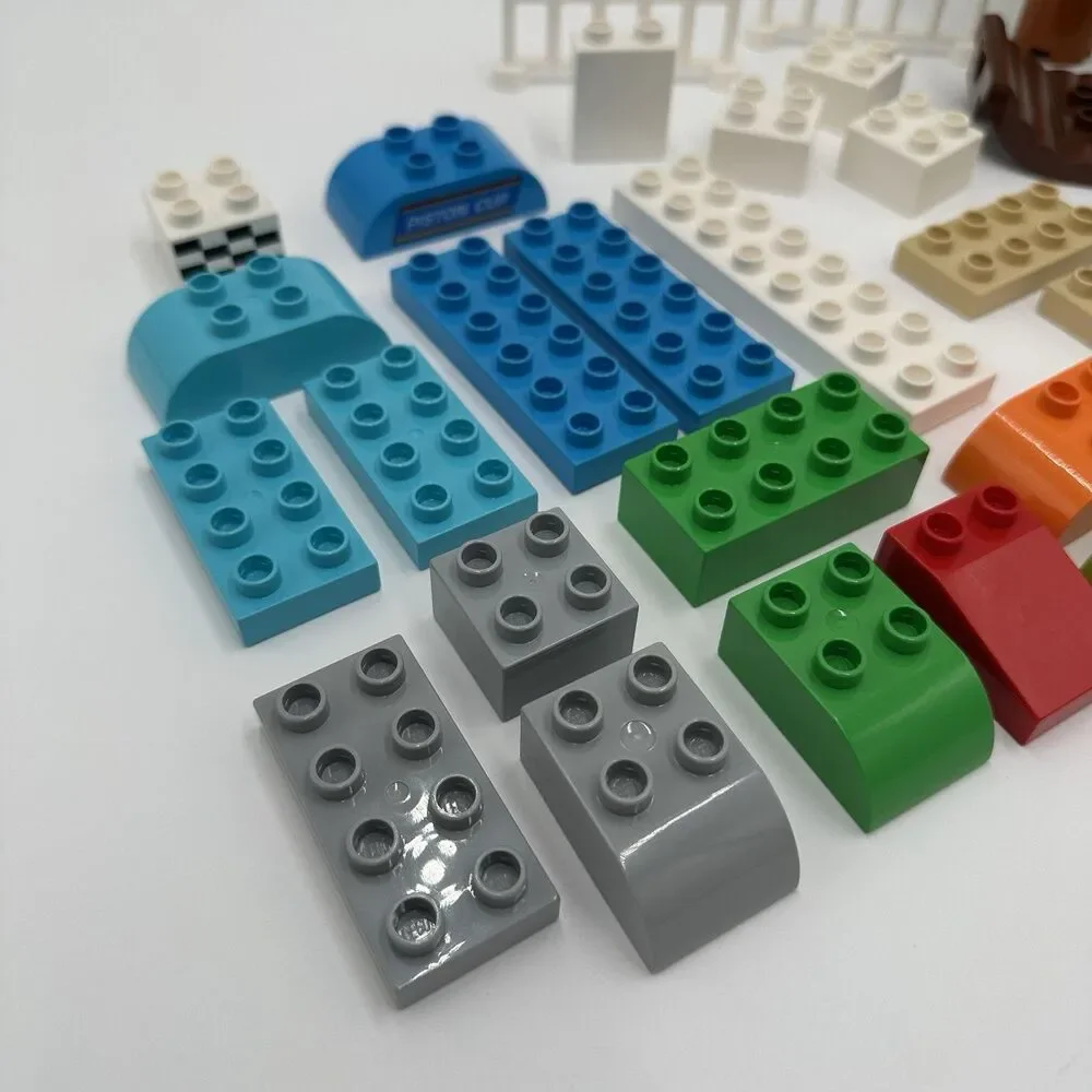 Lego Duplo Building Blocks Assorted Pieces Parts Replacement Figures Lot of 35